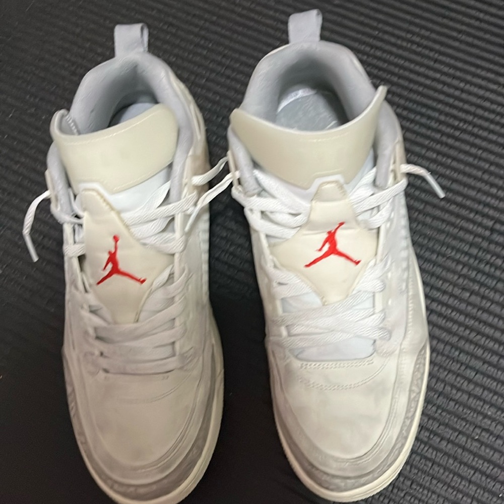 Jordan Spizike white cement size 13